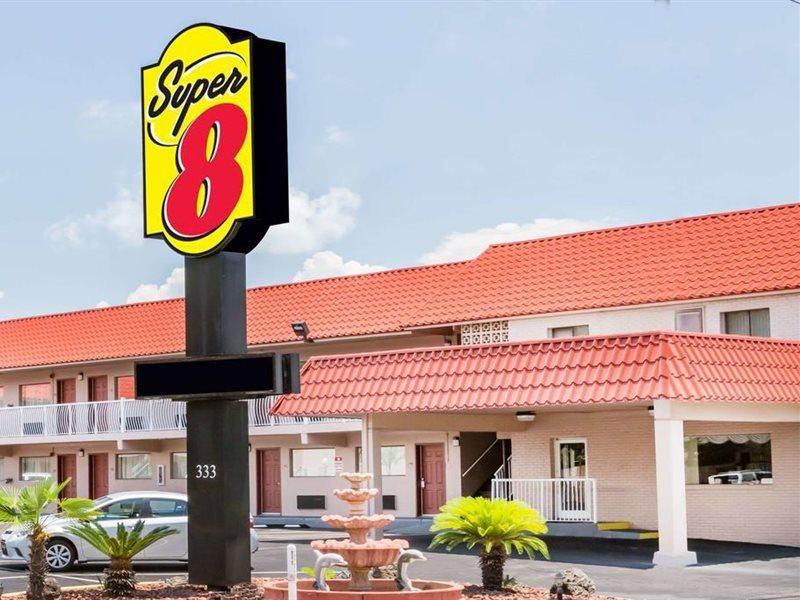 沃尔顿堡滩速8酒店 外观 照片